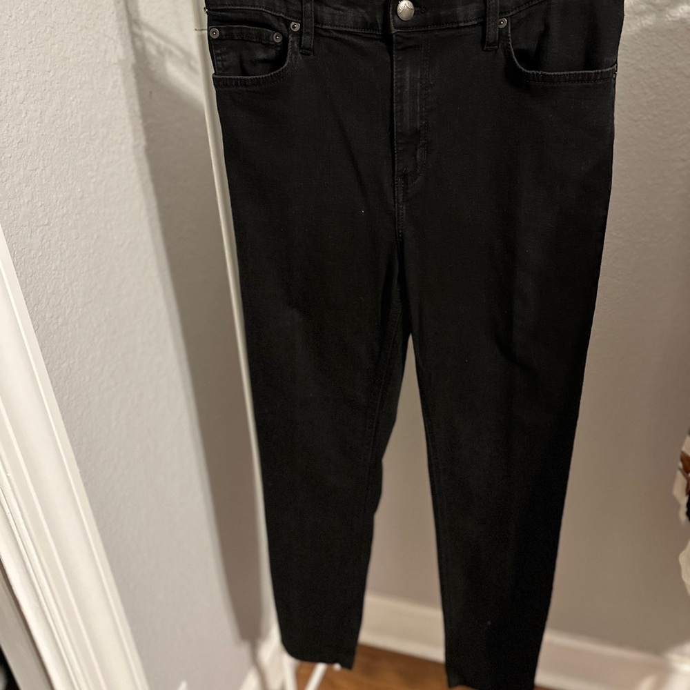 Free People Black Denim high rise skinny Jeans, new and never worn sz 31